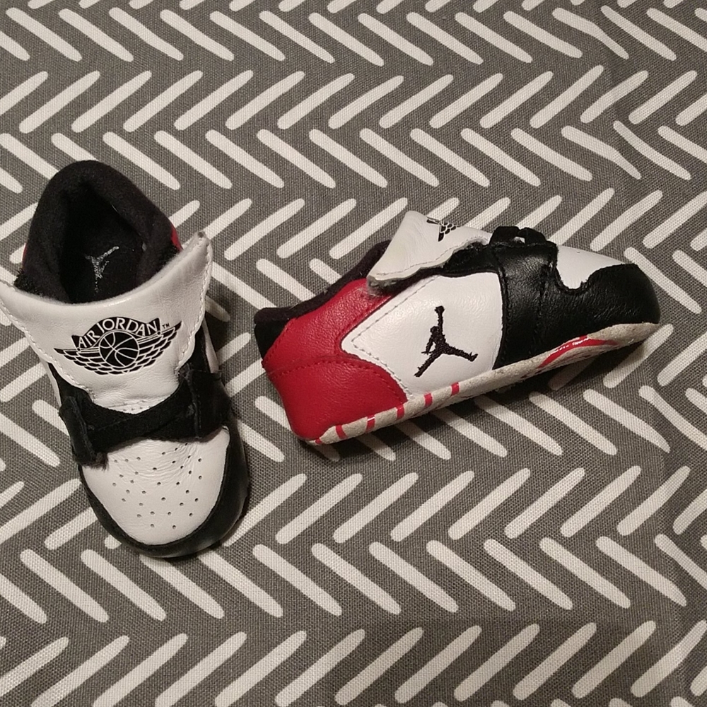 Baby Air Jordan crib shoes